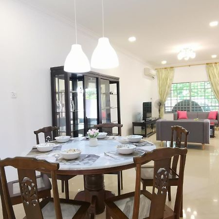 Nansang One Homestay 8Pax 4Rooms 诗巫 外观 照片